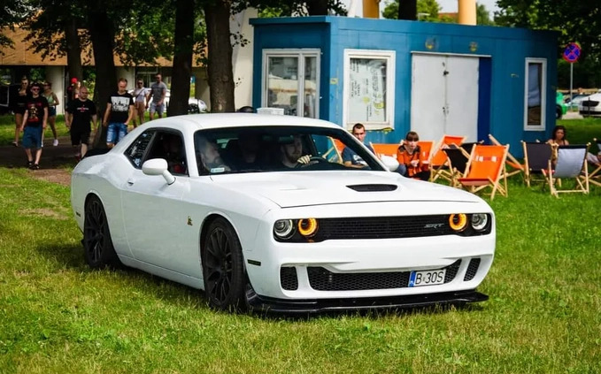 dodge challenger Dodge Challenger cena 115000 przebieg: 83055, rok produkcji 2015 z Łomża